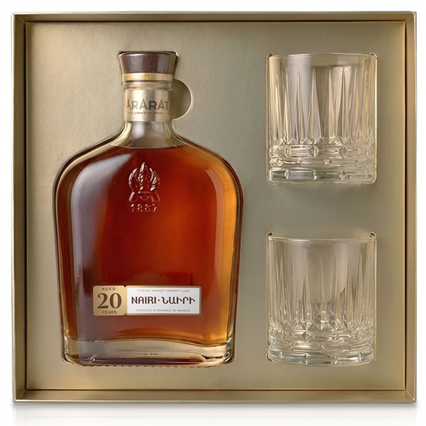 ArArAt Nairi 20 ans 0,7 l avec 2 verres